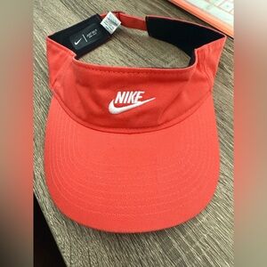 Nike Visor